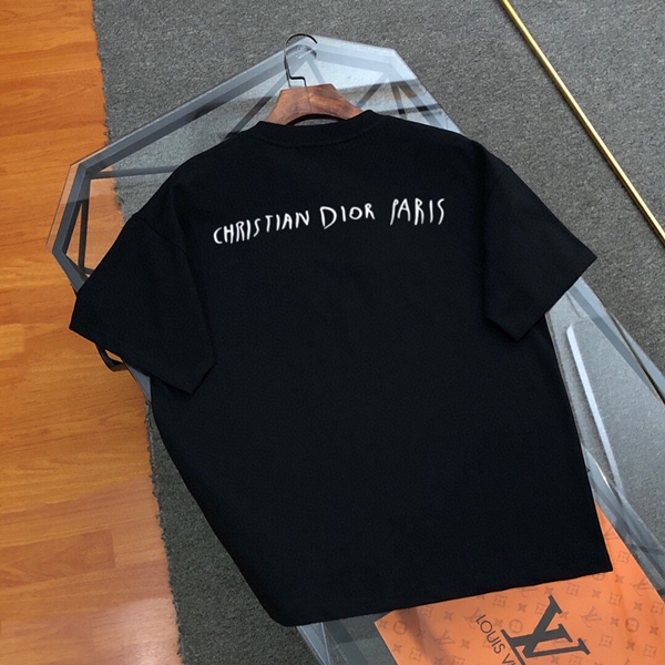 ブランドTシャツ背面デザイン